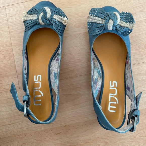 Blue leather Mjus block low heel sling back size 37 NWOT - Picture 8 of 9